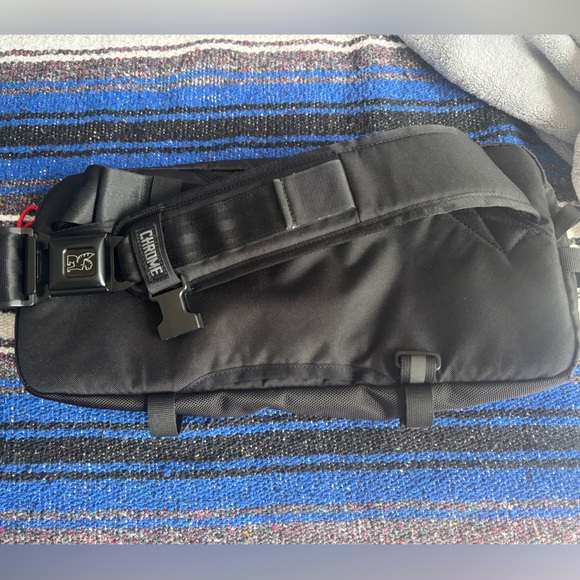 Chrome Kadet - Picture 2 of 3